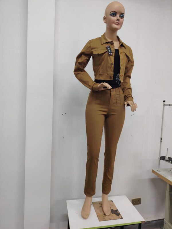 Conjunto color camel - Imagen 2